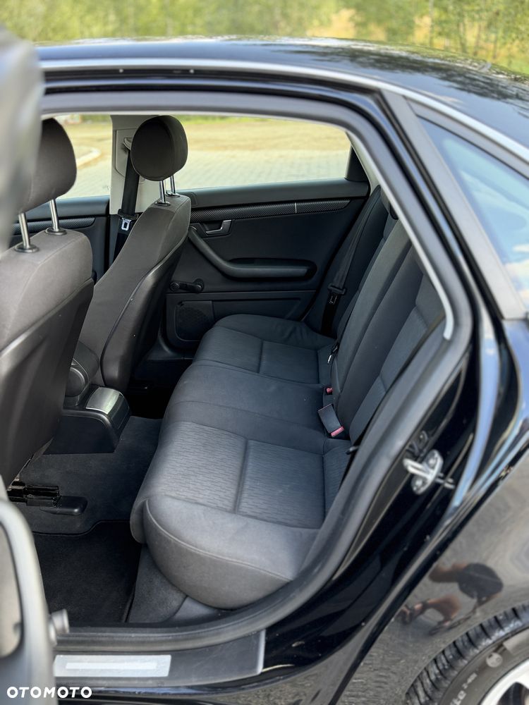 Audi A4 Avant - 8