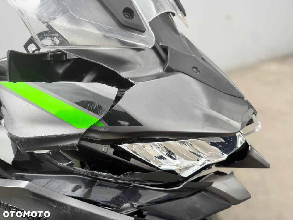 Kawasaki Versys 1000 - 9