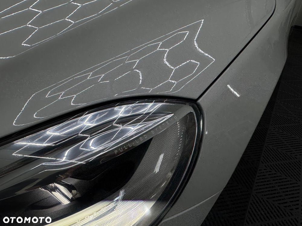 Volvo V40 T2 Geartronic Momentum - 4