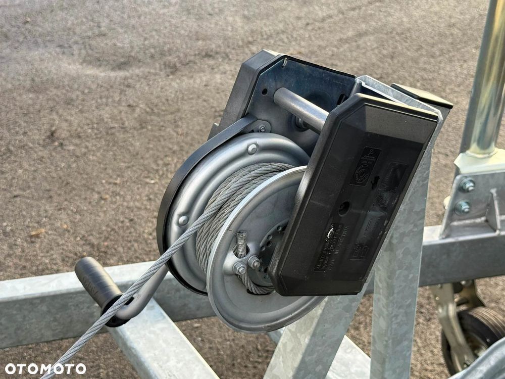 Nowim Przyczepa - 22