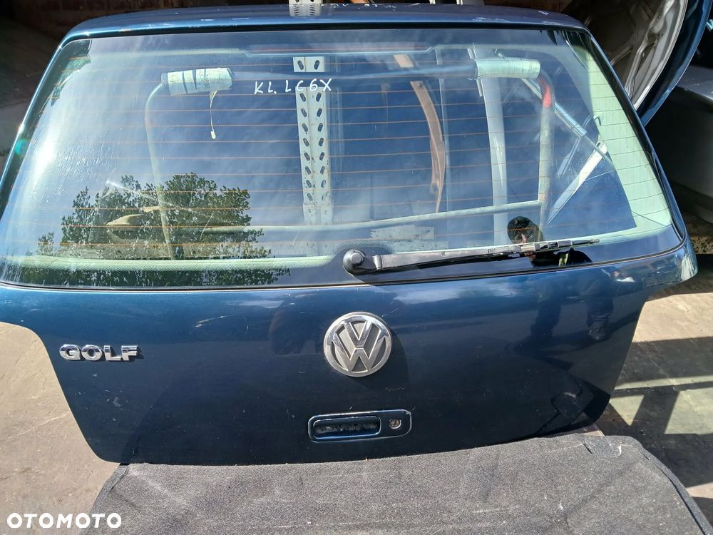 Volkswagen Golf IV Klapa bagażnika kod lakieru LC6X - 1