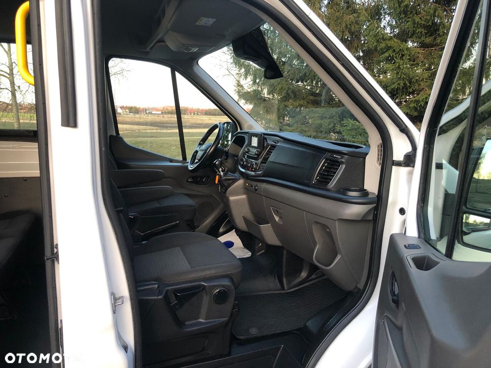 Ford Transit L2H3 VA Limited - 17