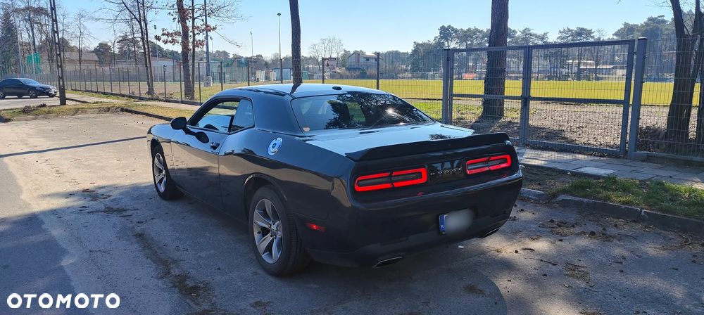Dodge Challenger ver-automatik-sxt-plus - 8