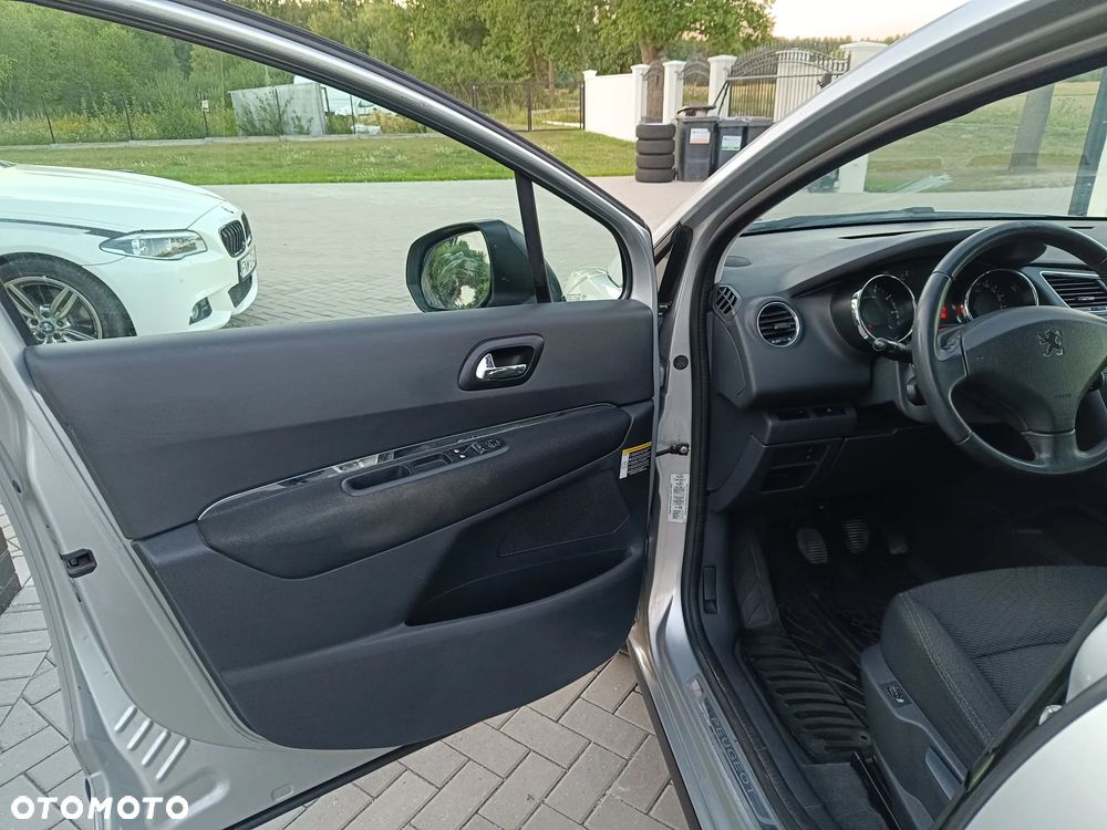 Peugeot 3008 1.6 Style - 13