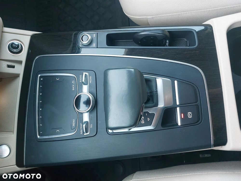 Audi Q5 2.0 TFSI Quattro S tronic design - 23