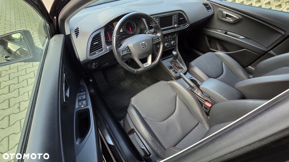 Seat Leon 2.0 TDI DPF Start&Stop DSG FR - 23