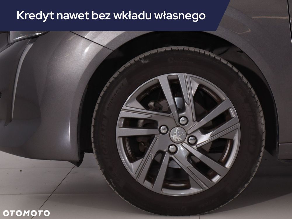 Peugeot 208 - 15