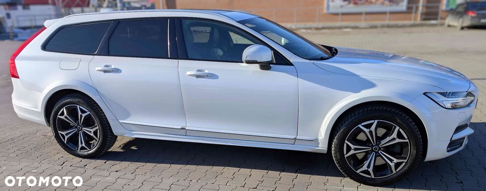 Volvo V90 D5 SCR AWD Inscription - 12