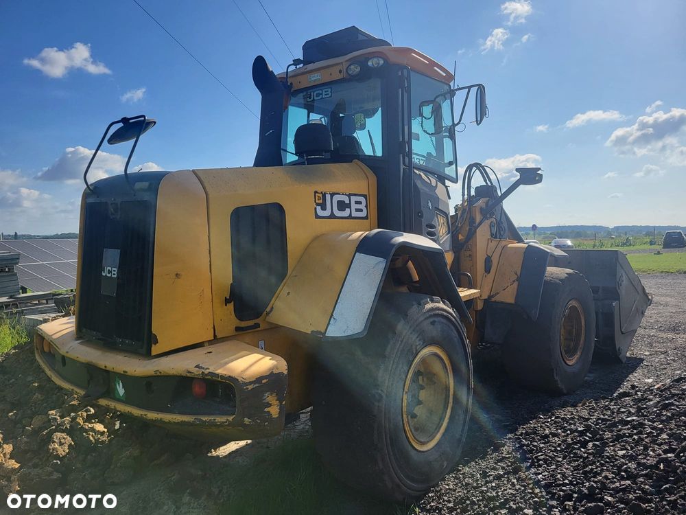 JCB 437 - 4
