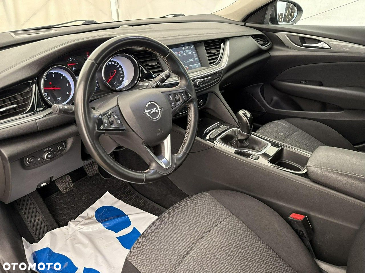 Opel Insignia - 13