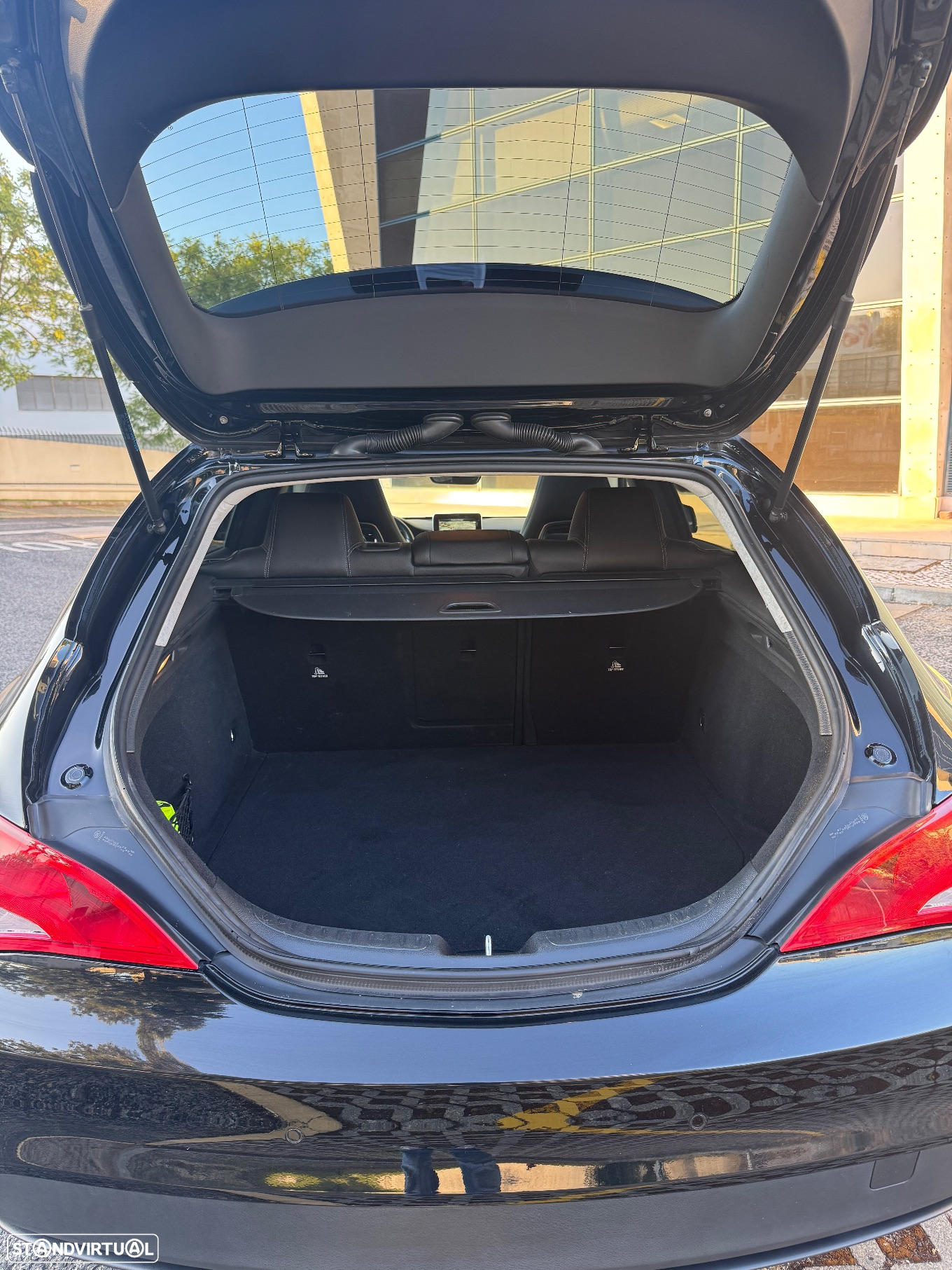 Mercedes-Benz CLA 180 d Shooting Brake - 7