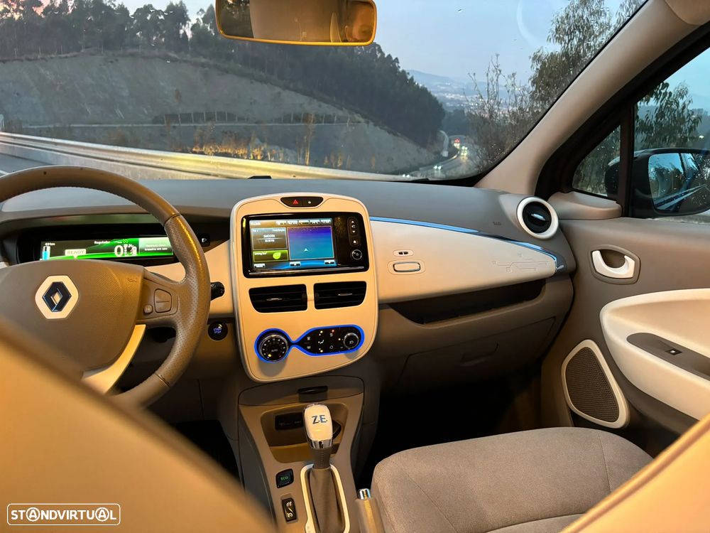 Renault Zoe (c/ Bateria) Zen - 16