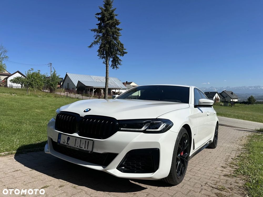 BMW Seria 5 520d xDrive mHEV M Sport sport - 12