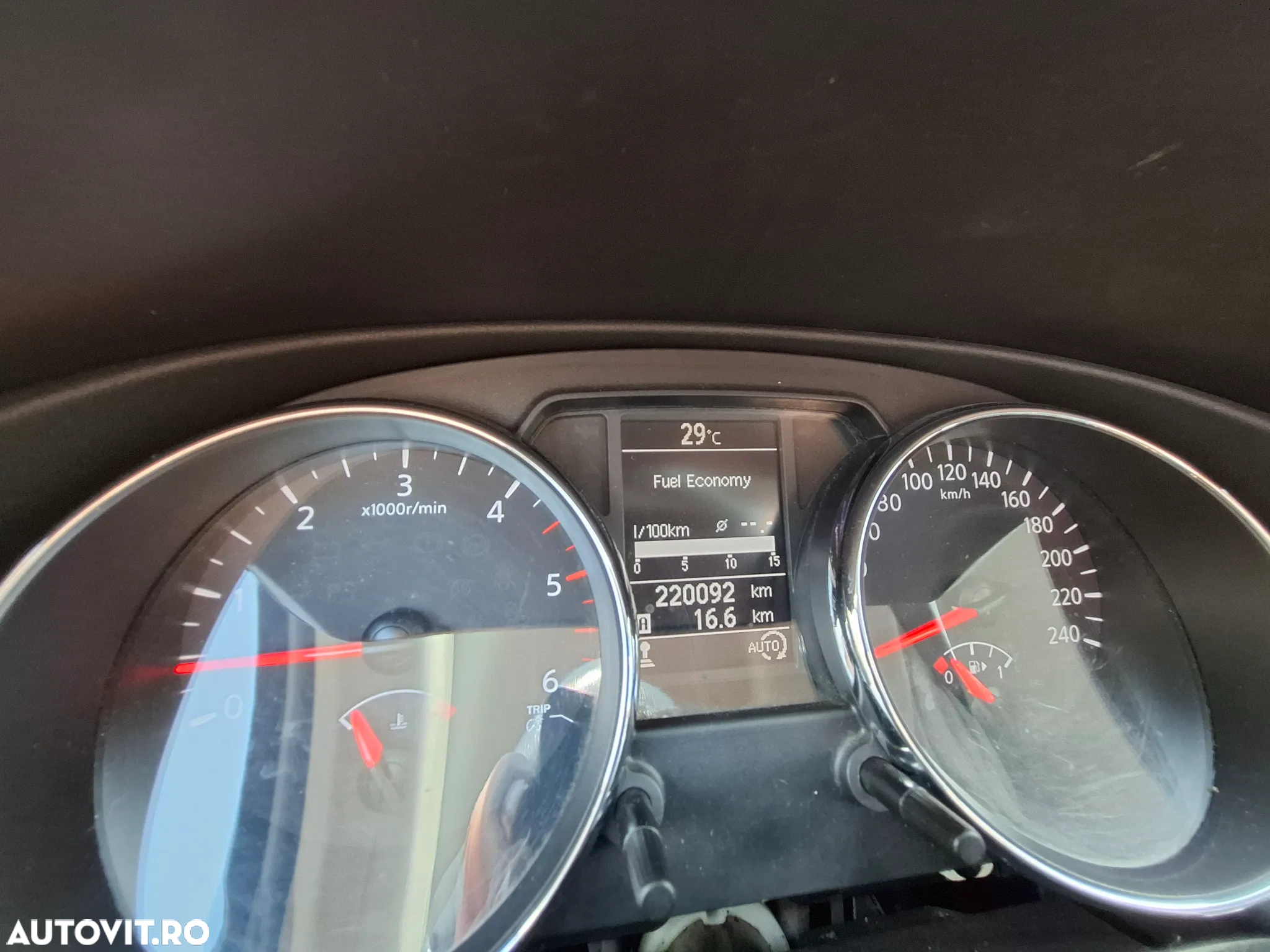 Nissan Qashqai+2 +2 1.6 dCi 2WD Stop&Start Visia - 4