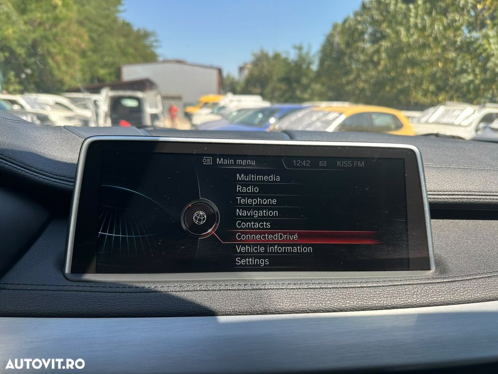 BMW X6 xDrive30d - 17