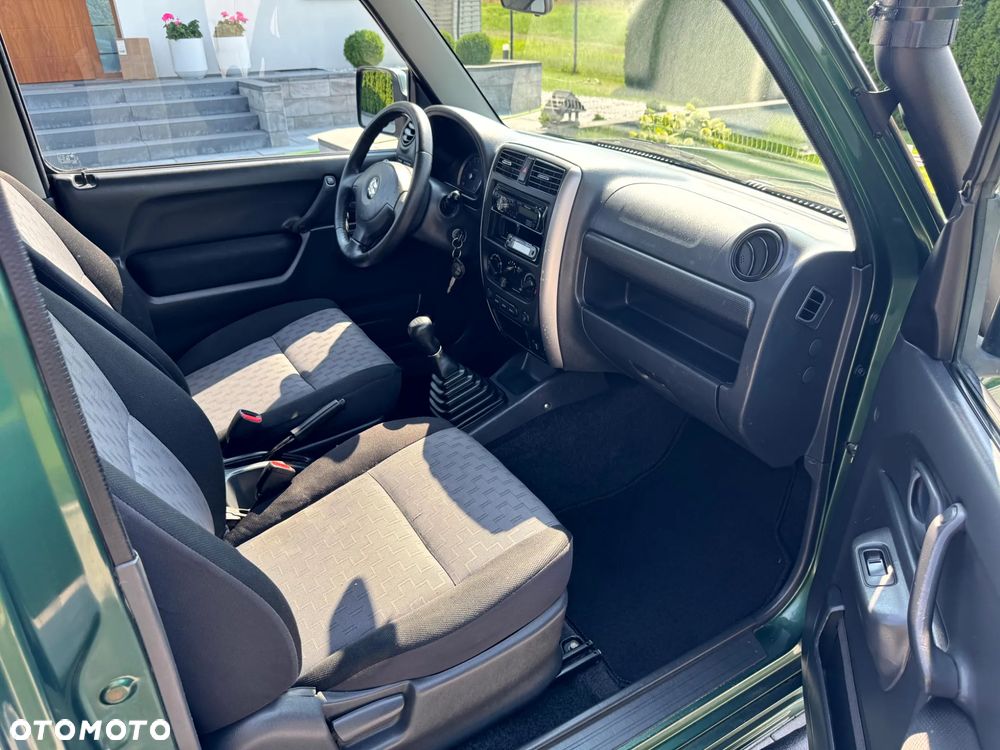 Suzuki Jimny - 22