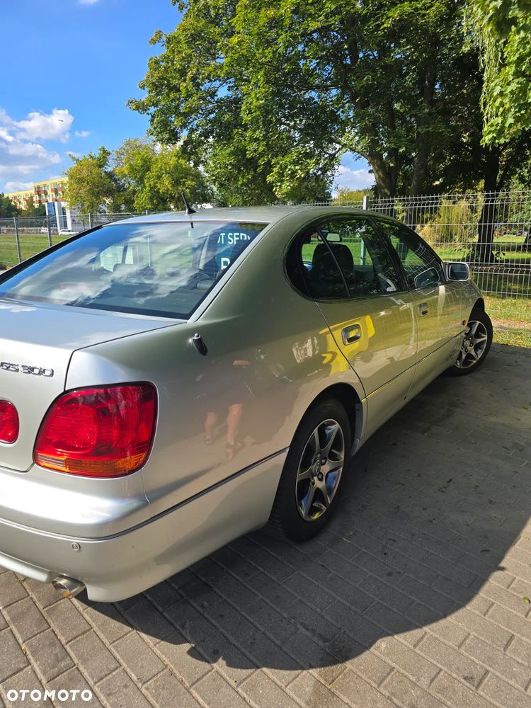 Lexus GS 300 - 23