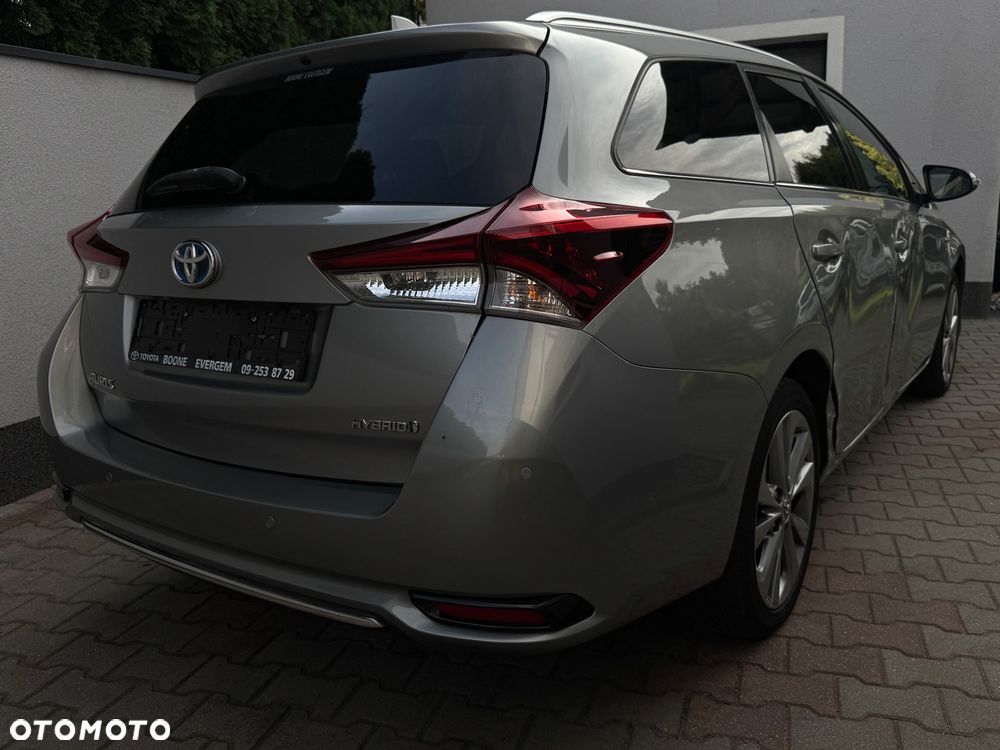 Toyota Auris 1.8 HSD Prestige NAVI - 12