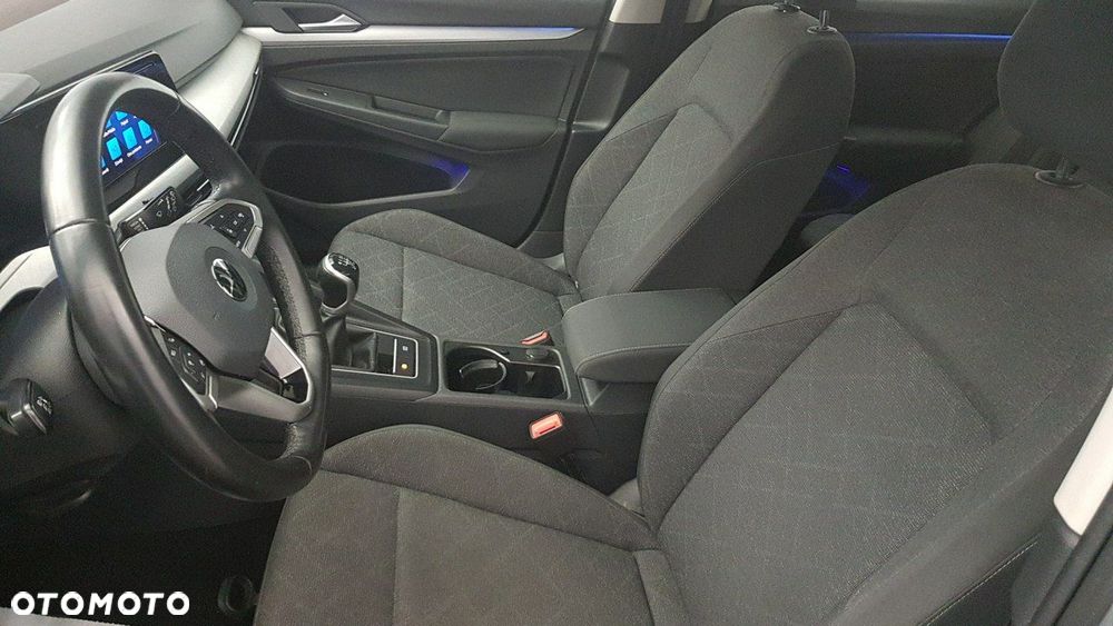 Volkswagen Golf - 16