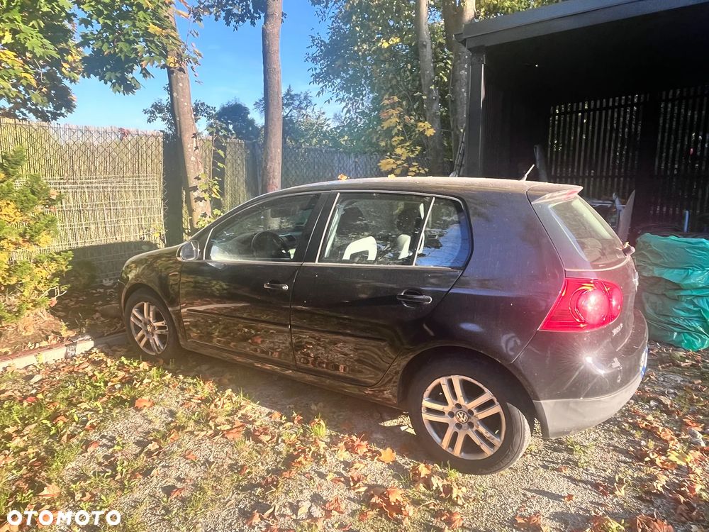 Volkswagen Golf - 2
