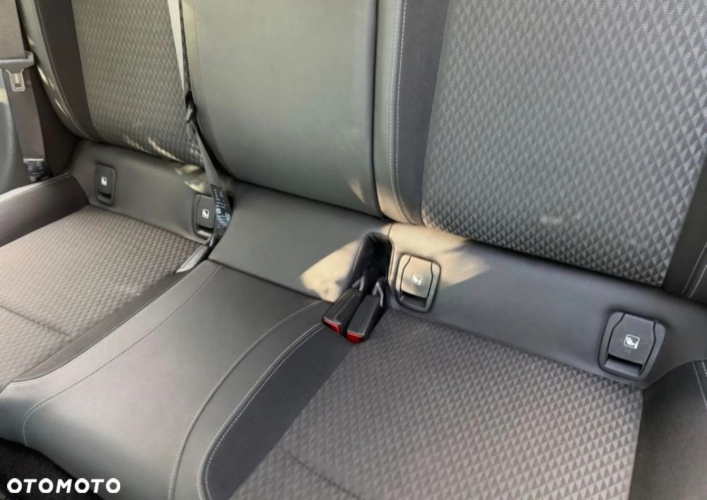 Opel Astra 1.6 CDTI Dynamic S&S - 8