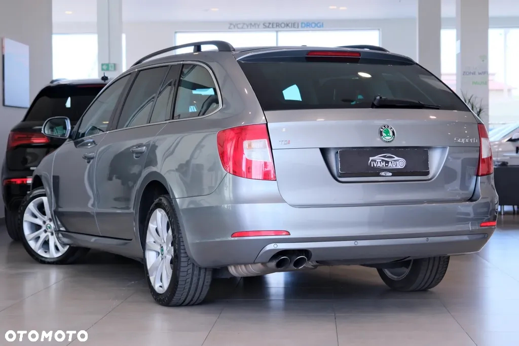 Skoda Superb 2.0 TDI Ambition - 6