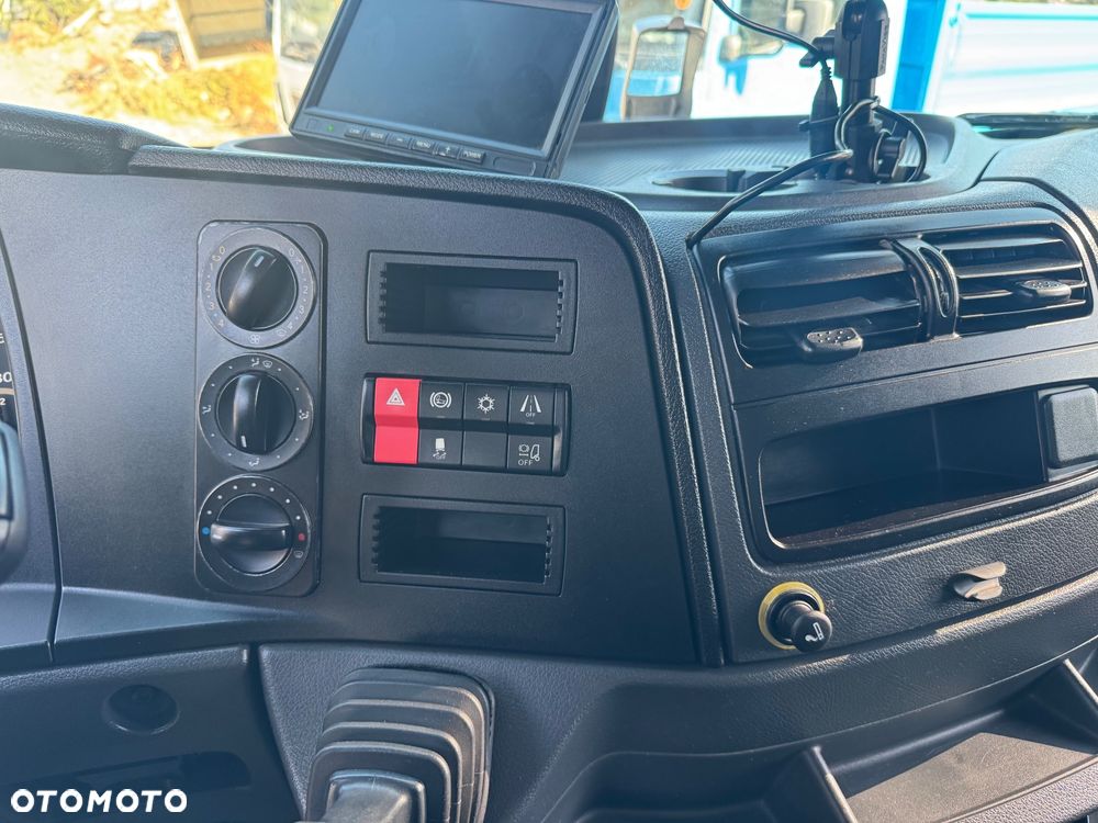 Mercedes-Benz ATEGO 1221 / Kontener 7.50/ Winda/ - 20