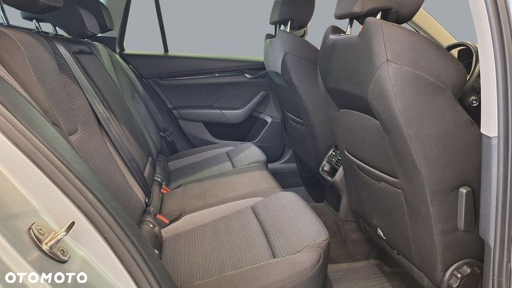 Skoda Octavia 1.5 TSI GPF ACT Ambition - 6