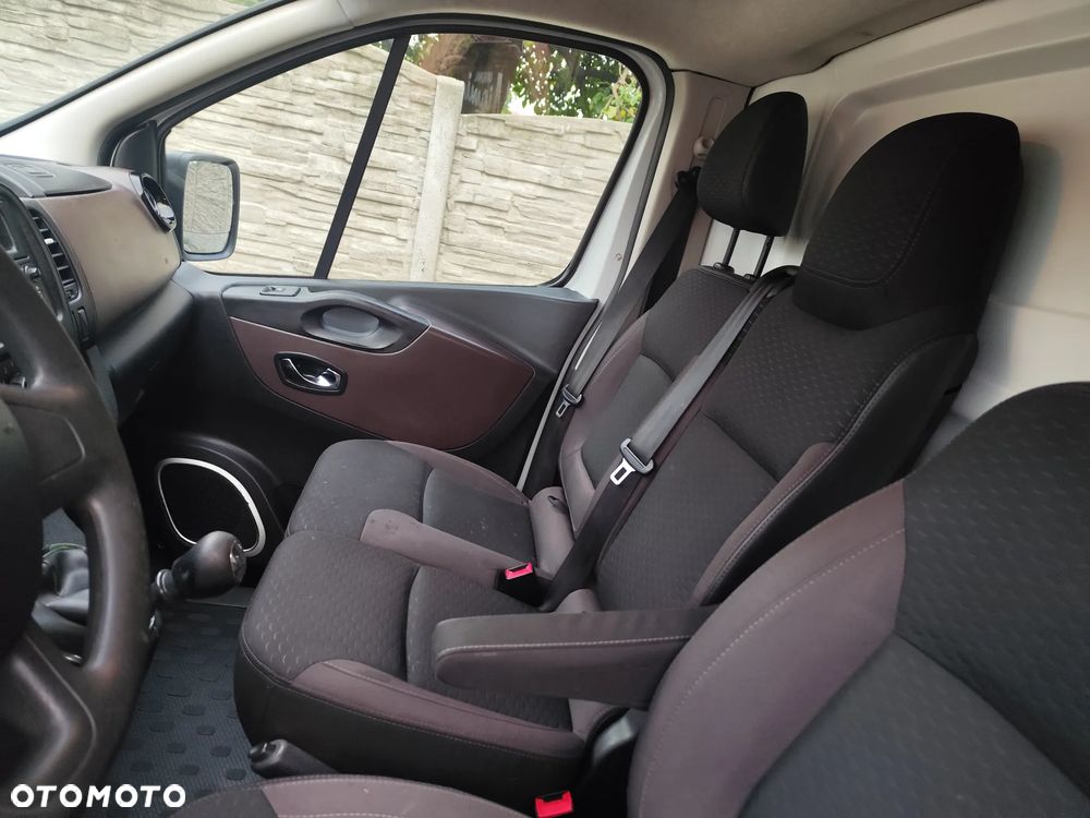Renault Trafic - 10
