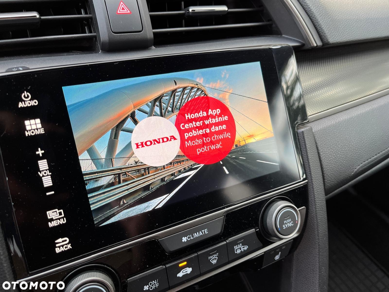 Honda Civic 1.0 T Executive (Pakiet Premium) - 30