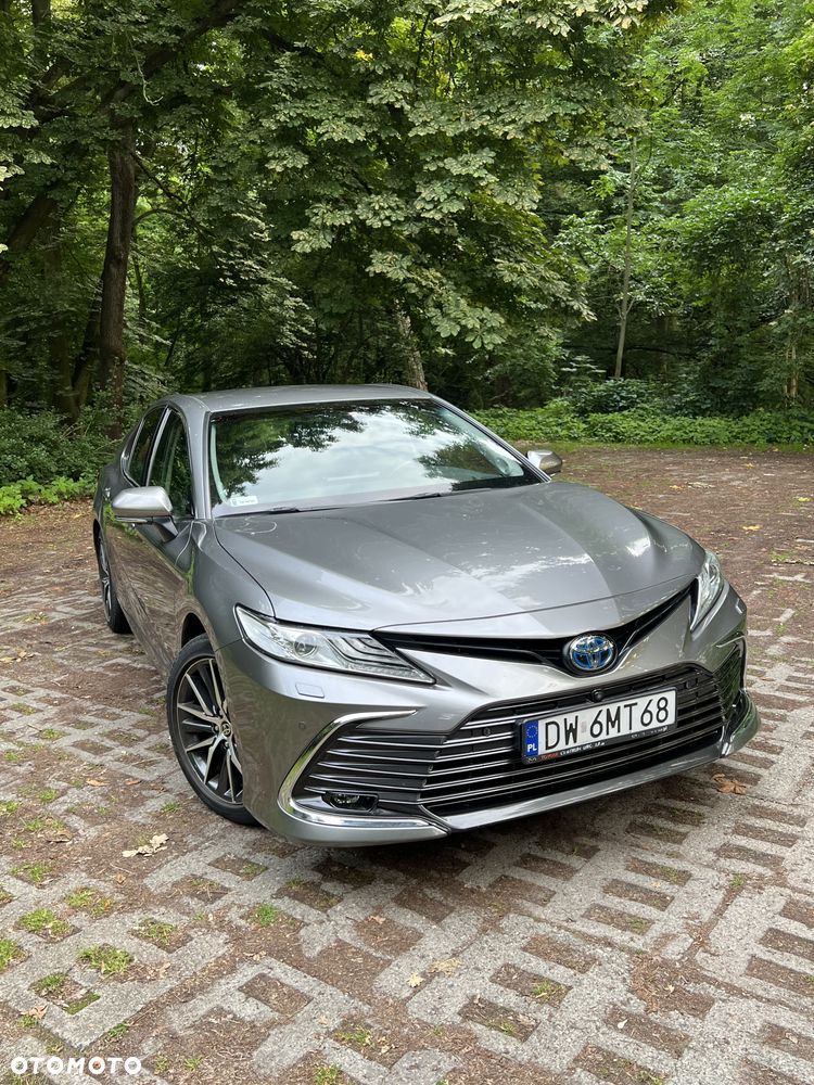 Toyota Camry 2.5 Hybrid Executive CVT - 1