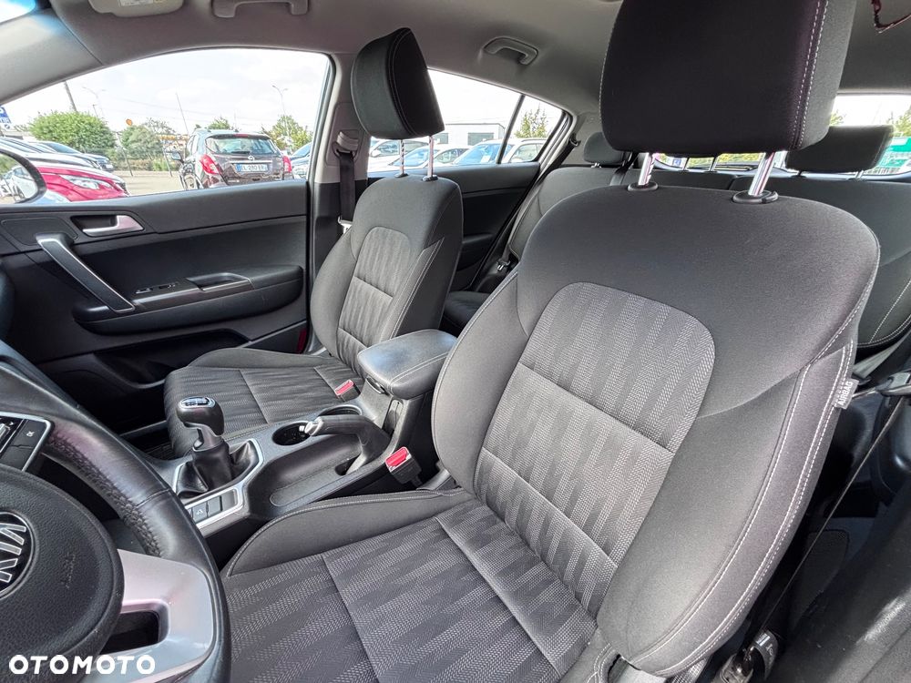 Kia Sportage 1.6 GDI M 2WD - 26