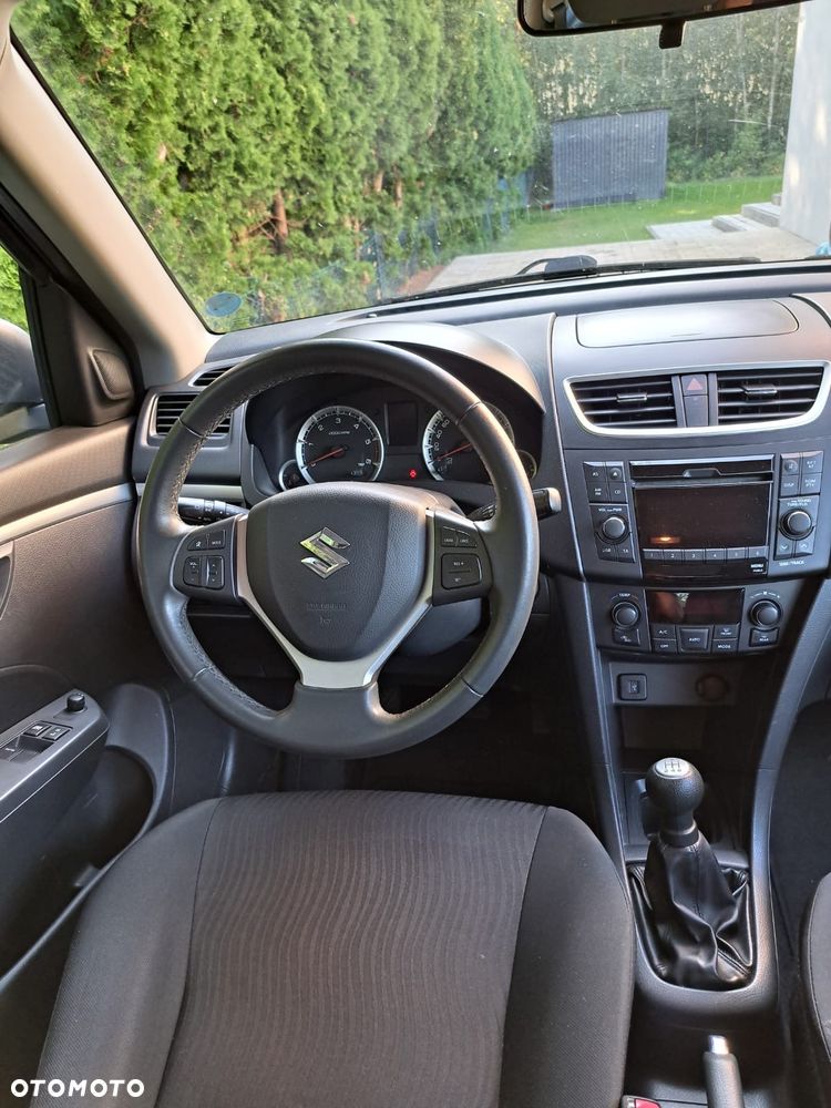 Suzuki Swift 1.3 DDiS GLX / Comfort - 4