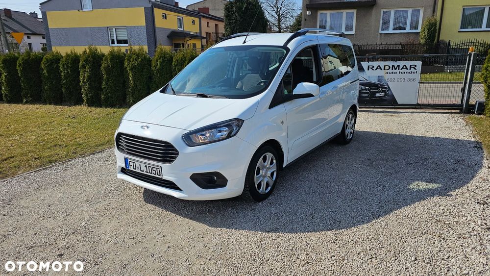 Ford Tourneo Courier 1.5 TDCi S&S Trend - 2