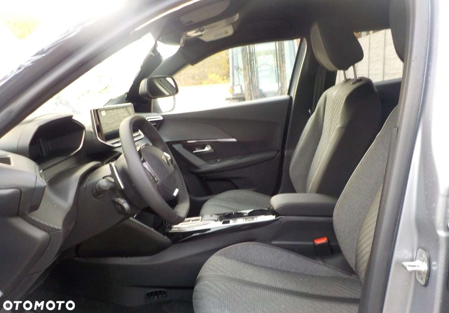 Peugeot 2008 - 24