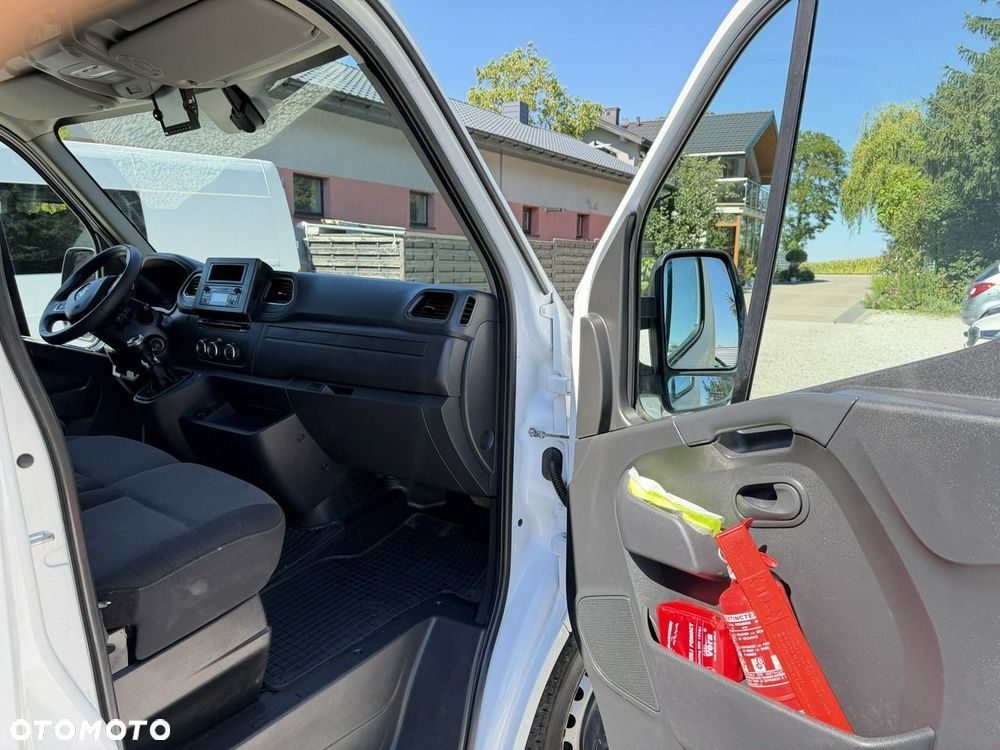 Renault Master - 18