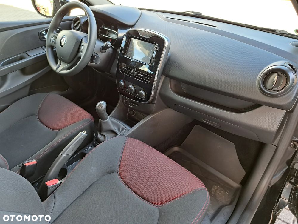 Renault Clio - 18