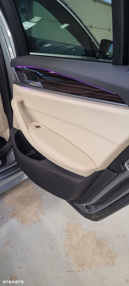 BMW Seria 5 520d xDrive mHEV M Sport sport - 12