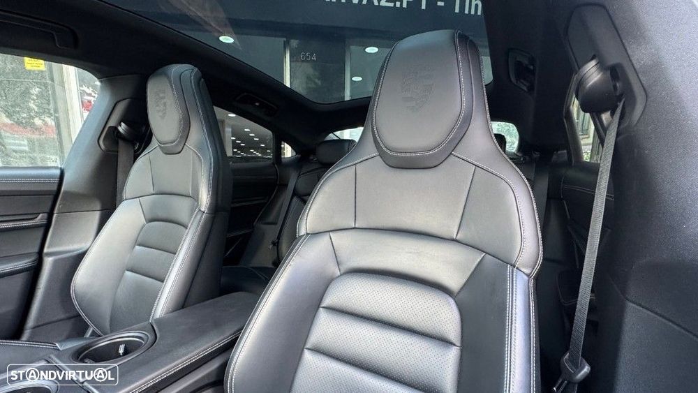 Porsche Taycan Bateria Performance Plus - 13