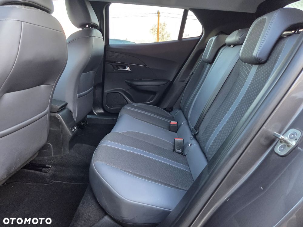 Peugeot 2008 PureTech 130 Allure - 24