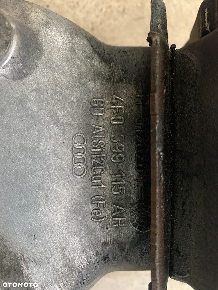 łapa poduszka skrzyni 4F0399115AH Audi A6 C6 2.4 automat - 3