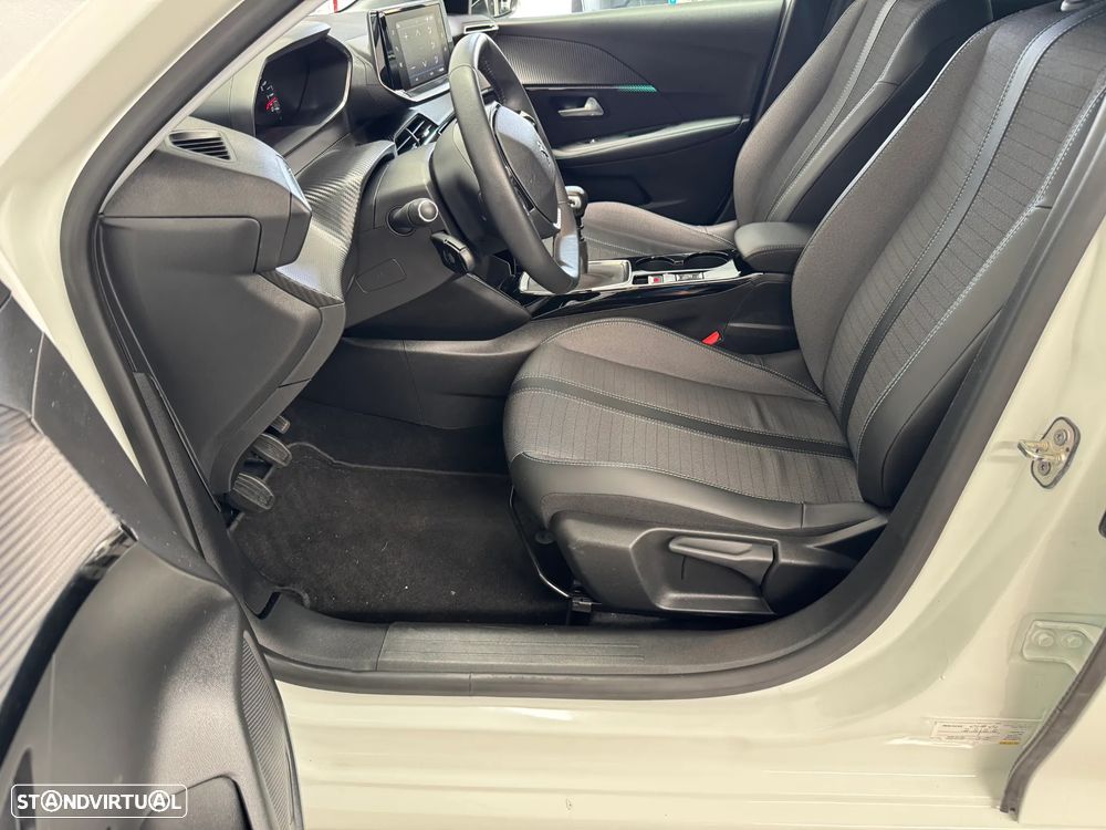 Peugeot 208 PureTech 100 Active Pack - 12