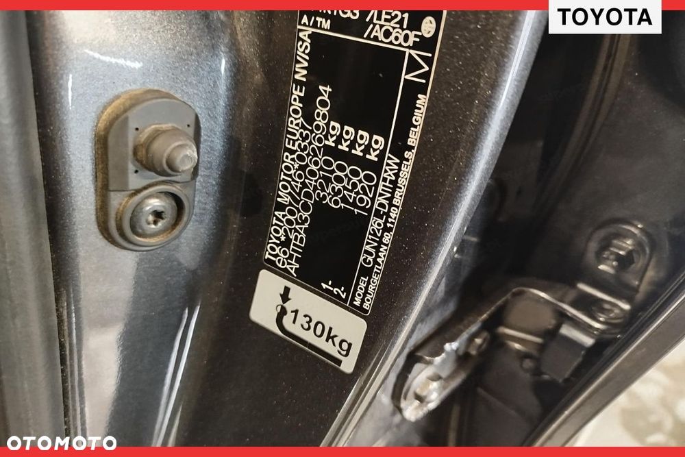 Toyota Hilux 2.8 D-4D Double Cab Invincible 4x4 - 33