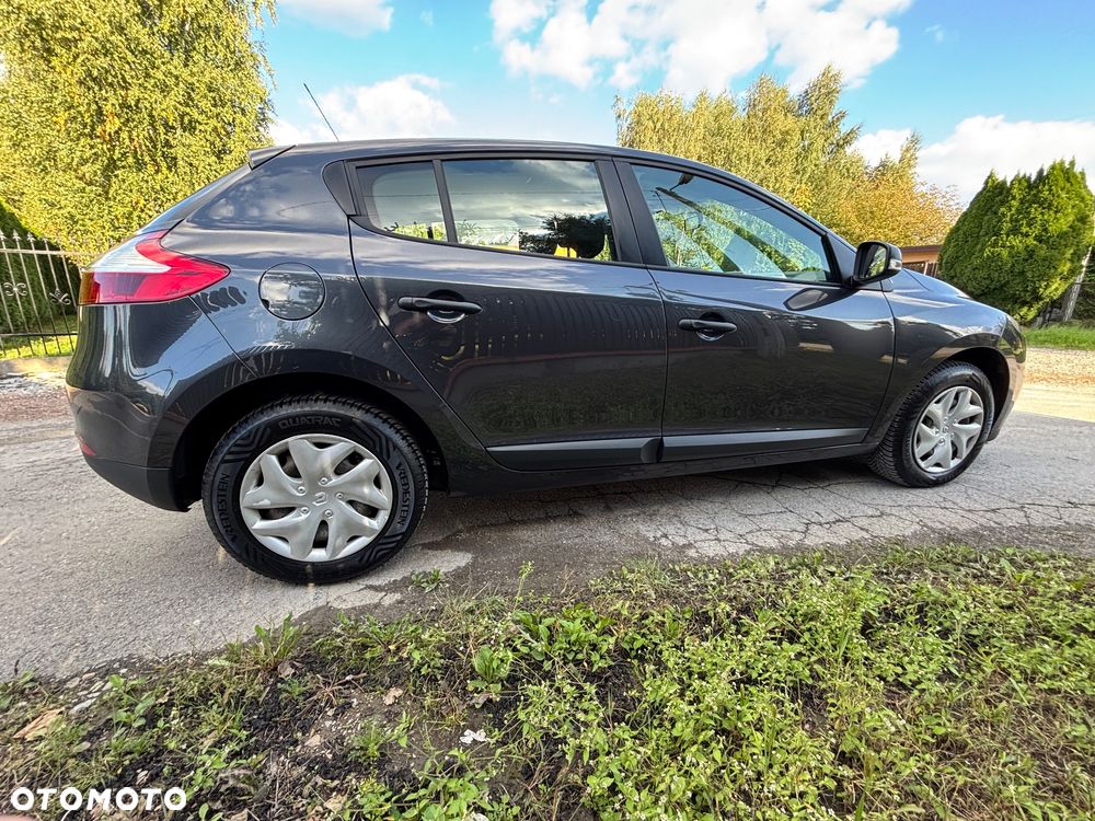 Renault Megane 1.6 16V 100 Expression - 8