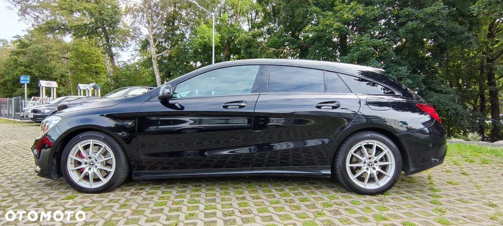 Mercedes-Benz CLA 220 4-Matic AMG Line - 6