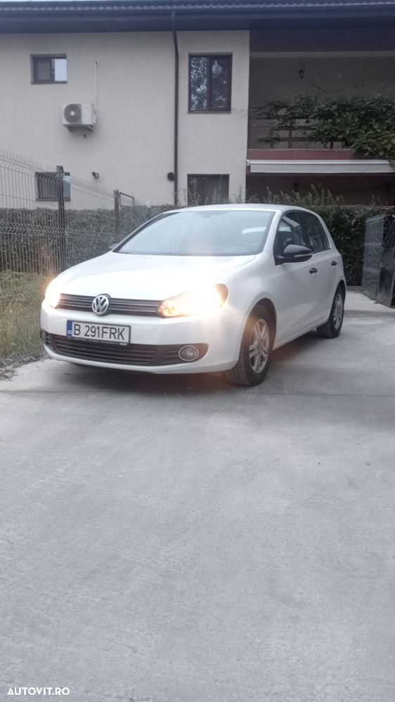 Volkswagen Golf - 2