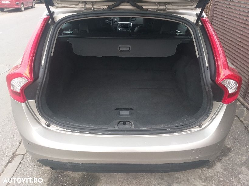 Volvo V60 D2 Kinetic - 7