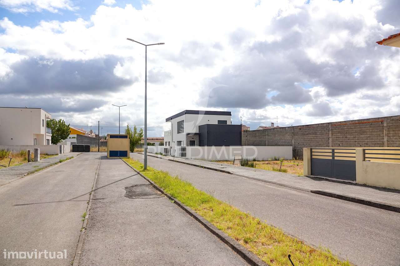 Lote para Construção de Moradia em Abrantes - Grande imagem: 4/7