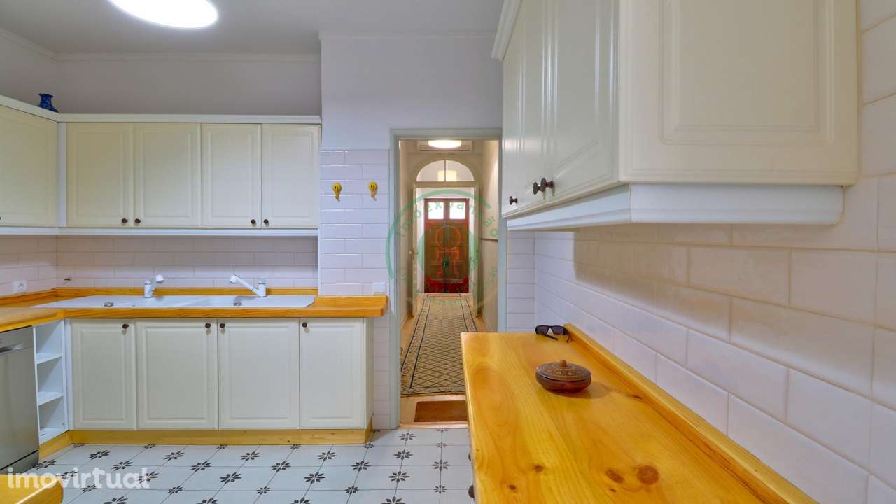 Casa com História no Bairro Novo - Grande imagem: 3/49