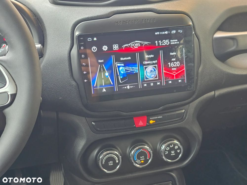 Jeep Renegade - 35